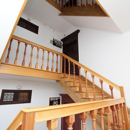 Apartments Casa Menis Ровінь Екстер'єр фото